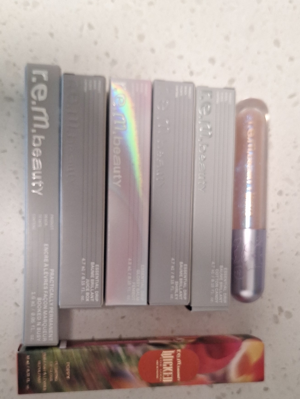 r.e.m. beauty Essential Lip Bundle